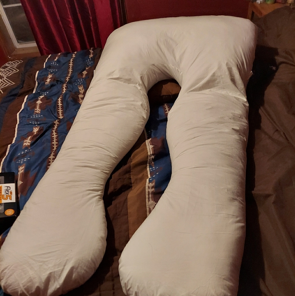 Body pillow